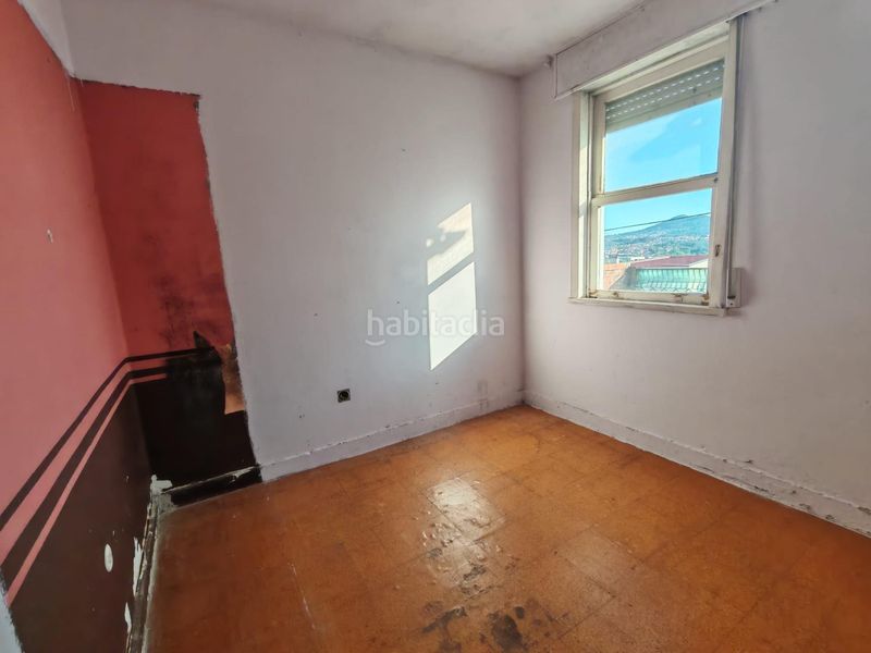 Foto ddc45c98-4fa8-4781-9980-41794b4cd938. Casa amb aparcament a Lavadores Vigo