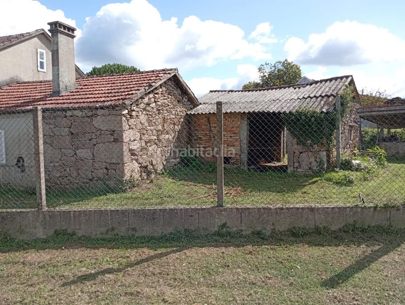 Foto 4ea1b4c4-8ade-4d4c-8245-fe4cacc36b06. Masia a Ponteareas
