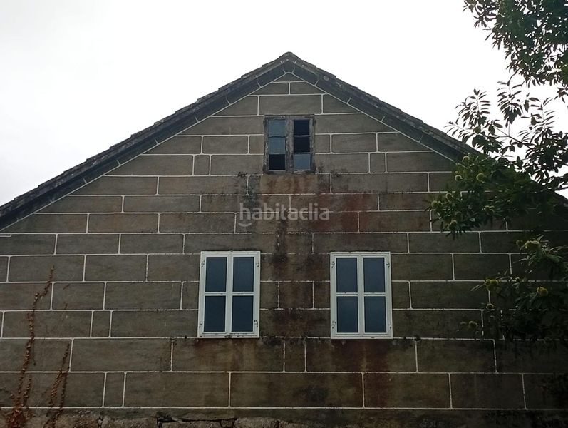 Foto c987aabc-4bb1-4555-b857-981ff48d3b9a. Masia a Ponteareas