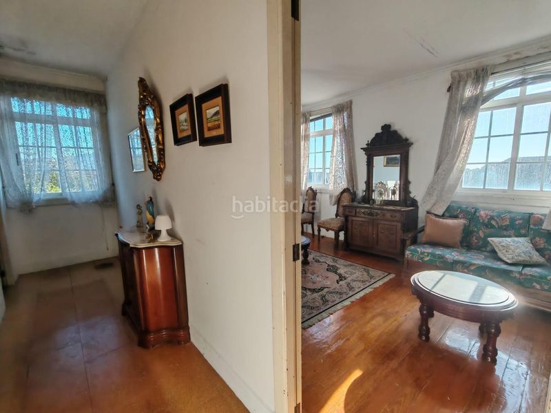 Foto ee625773-6a54-43c1-856c-7067e96d8266. Casa a Alcabre Vigo