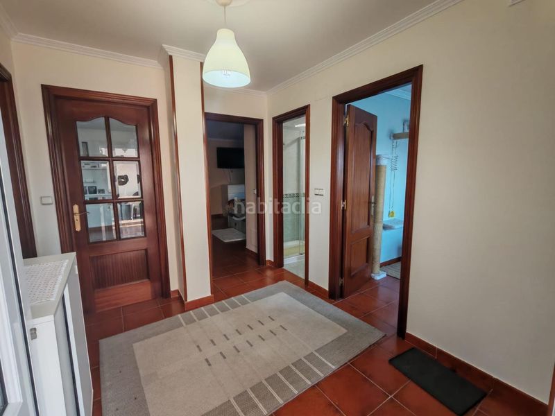 Foto 93697f02-ebf9-4ebc-afa6-5f8b3111ce4c. House with heating parking in Moaña