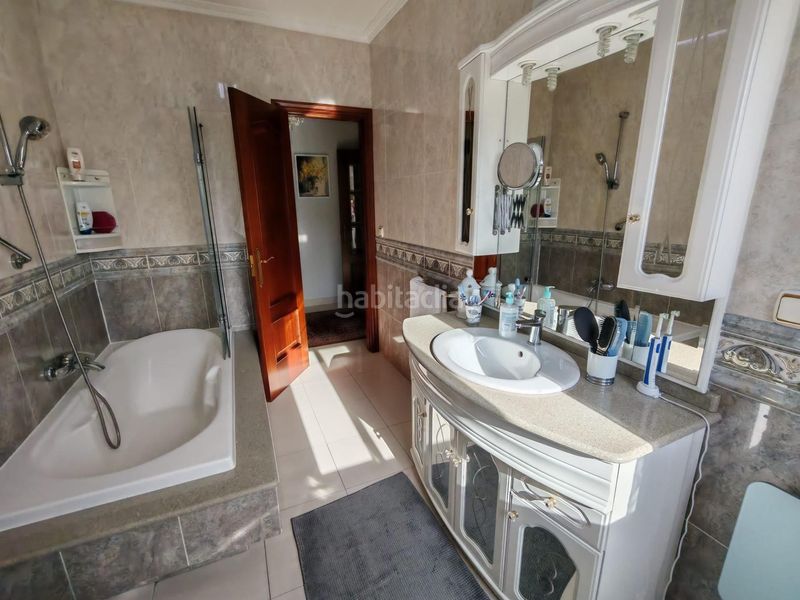 Foto bf39c3a7-9f76-4a33-b372-4b213098a8a9. House with heating parking in Moaña