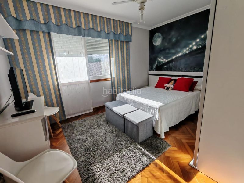 Foto eb2091ff-384d-4e41-9b03-bb283c5a5539. House with heating parking in Moaña