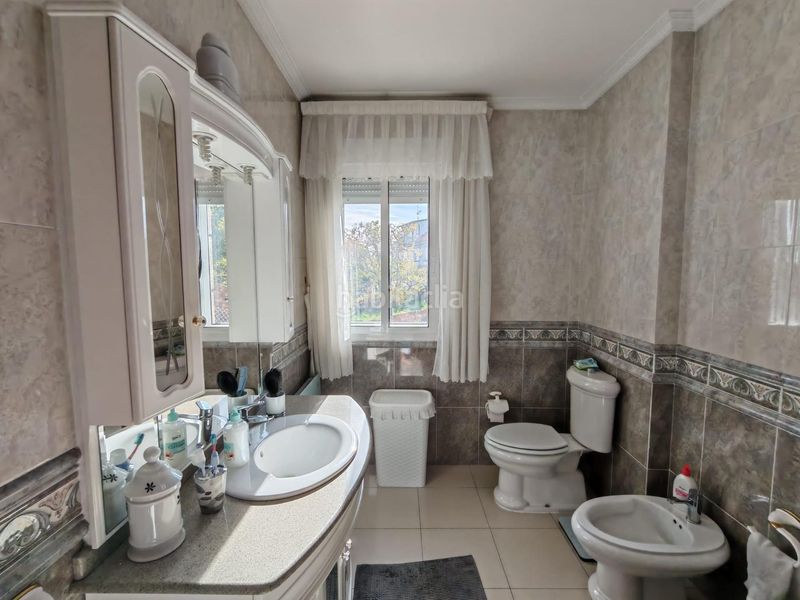 Foto f97999a2-a06e-43b1-9fe7-1ce7e28d6480. House with heating parking in Moaña