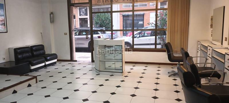 Foto 126179d0-5468-4d6e-bbb9-6d481933ac64. Local comercial a Plaza de la industria Vigo