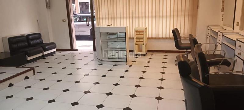 Foto b6dc83eb-f90f-4775-9634-680c5192d732. Local comercial a Plaza de la industria Vigo