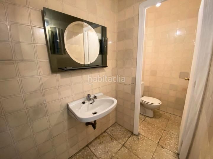 Foto acf3c344-2d89-41ea-9410-401a6d977ff9. Local comercial a Berbés - Peritos Vigo