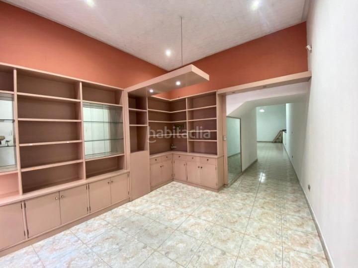 Foto b77833f6-a9c3-4cd4-8b89-70959873daa0. Local comercial a Berbés - Peritos Vigo