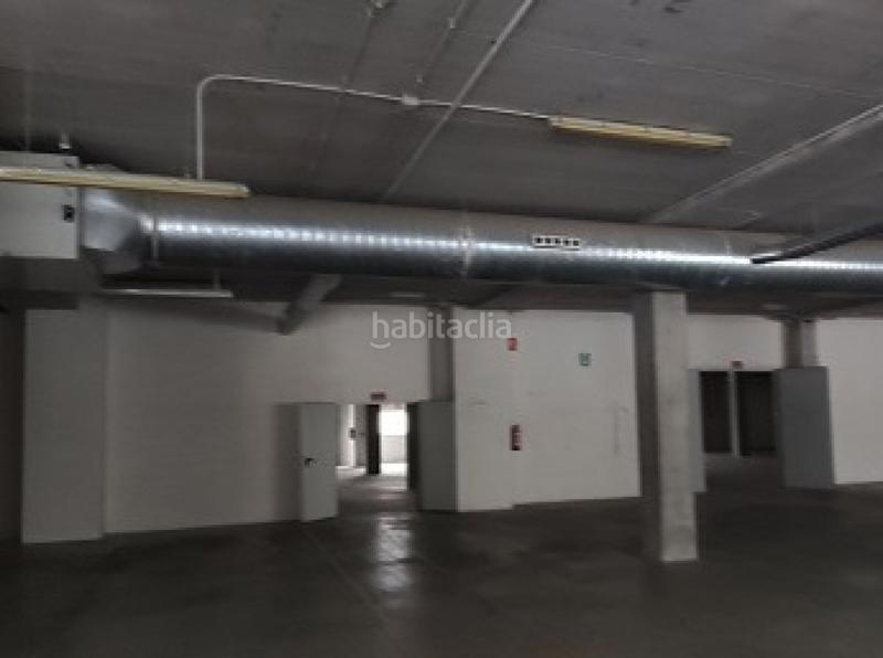 Foto 2120dad7-322f-4956-9e86-7f0a914b8cf0. Rent industrial building in Valadares - Beade Vigo