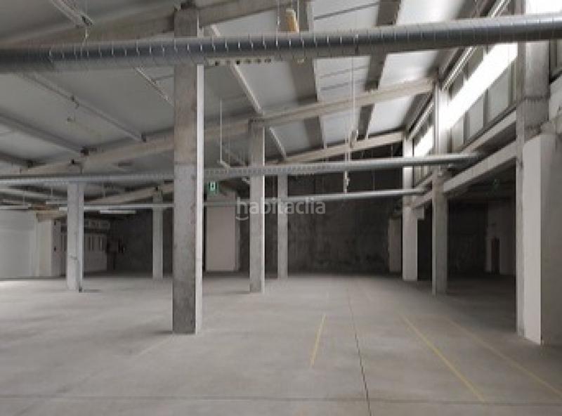 Foto 82364438-34cc-4d53-891b-8d115bb91c07. Rent industrial building in Valadares - Beade Vigo