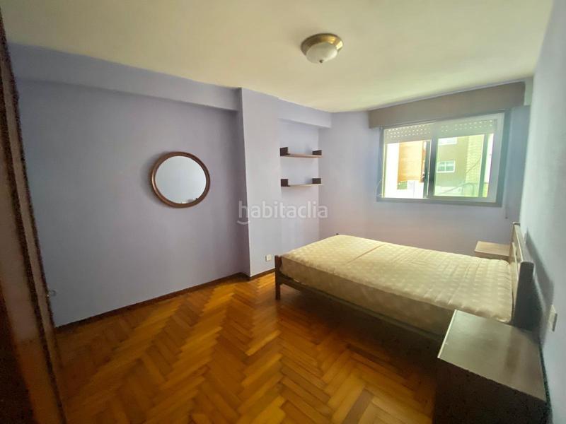 Foto 80bbf99a-06b3-4f46-8a03-67e389bf1e58. Piso  de 2 habitaciones en conde de torrecedeira en Vigo