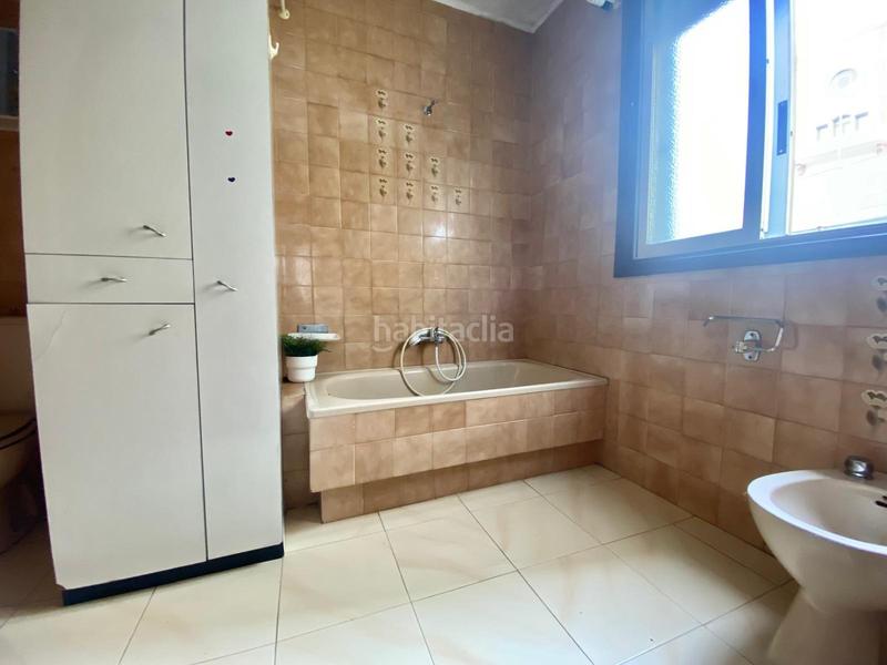 Foto be764e01-52ec-4859-92f0-6b4aa441fe9f. Piso  de 2 habitaciones en conde de torrecedeira en Vigo