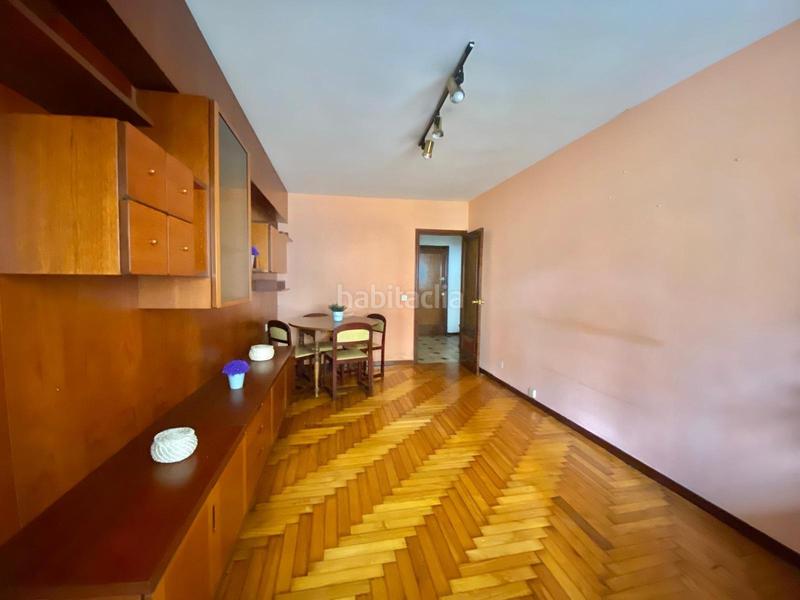 Foto ff312721-2d3a-4156-b42b-ec6edc23231d. Piso  de 2 habitaciones en conde de torrecedeira en Vigo