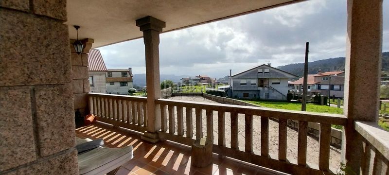 Foto c84041fe-b110-47d8-bfc3-c6e8ae86cea2. Casa chalet en Mos