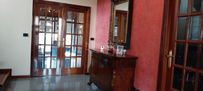 Foto f5619d3f-5aa0-4a76-ae07-2c0685f7ea60. Casa chalet en Mos