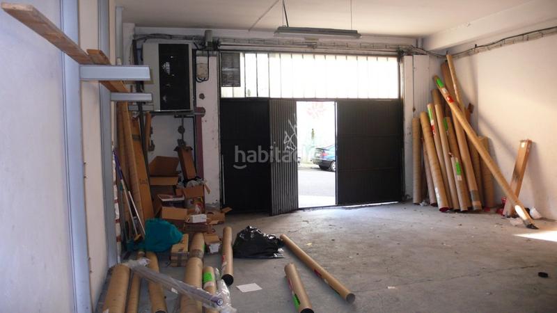 Foto 0c7c233d-fc7d-4302-b6a8-e7c2a9e36396. Local comercial  a pie de calle en Vigo