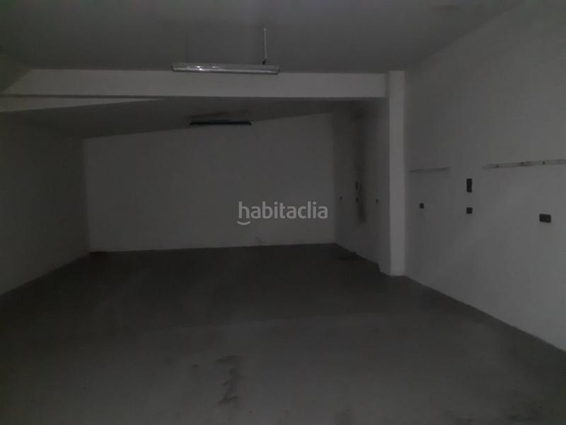 Foto d68367bc-d681-4e1c-b38f-a1f5d50e2b10. Local comercial  a pie de calle en Vigo
