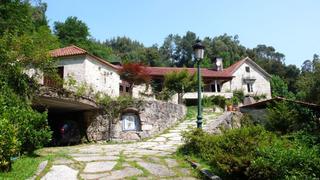 Casa a Gondomar. Casa solariega restaurada
