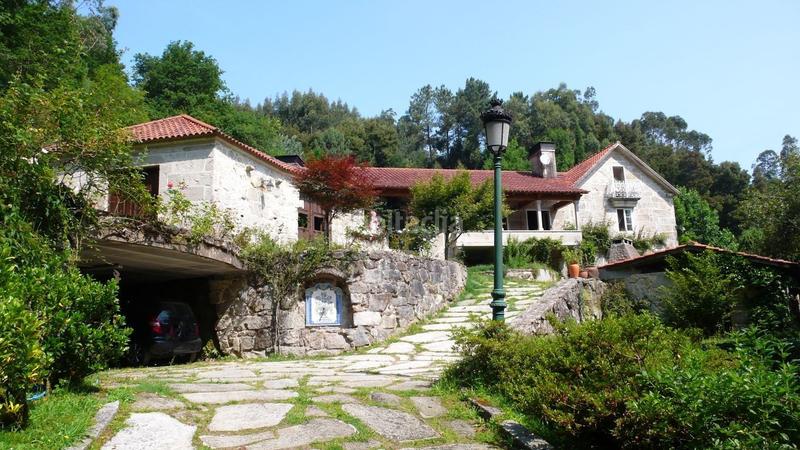 Foto ca8fa70a-ad22-4f97-b68a-bfc5f71e2a6c. Casa  solariega restaurada en Gondomar