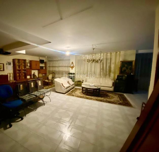 Foto ac6b6f8b-1cf8-40a1-b6a9-4bc340d95d64. Piso  en travesia para reformar en travesía de Vigo - san xoán Vigo