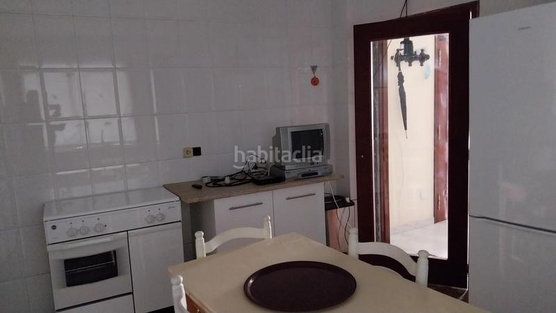 Foto fc275525-8845-44de-b780-d3b3b7f7a966. Piso  en travesia para reformar en travesía de Vigo - san xoán Vigo