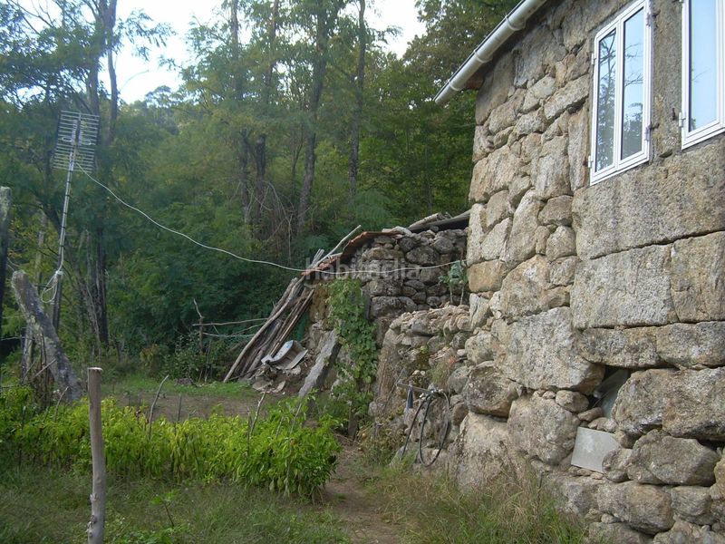 Foto a56466f3-491a-43eb-a1cc-14846c6cb1e0. Casa  para reformar en Arbo