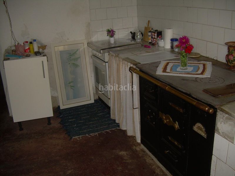 Foto ffd107c4-b960-4c12-99d3-90b2d1c9c415. Casa  para reformar en Arbo