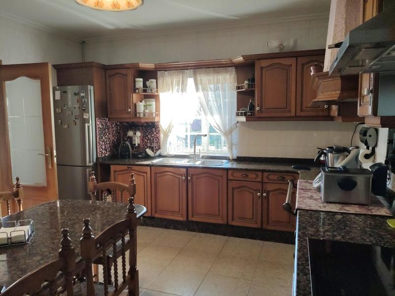 Foto 72a1159f-125b-4b8f-8017-9299ab05f44b. Chalet  6 dormitorios en Vilanova de Arousa