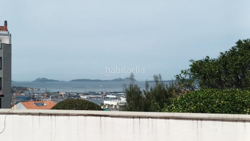Foto 02f2736f-431b-4651-b2cd-ce2494569f29. Chalet  5 dormitorios en O Castro Vigo