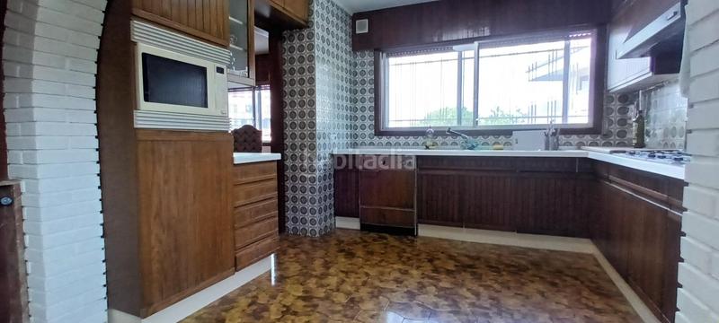 Foto 33954608-f864-4438-b0ec-a0d9d2397261. Chalet  5 dormitorios en O Castro Vigo
