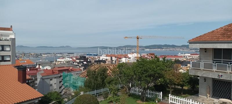 Foto e5cf70ac-6e0c-412e-b297-5d0953837463. Chalet  5 dormitorios en O Castro Vigo