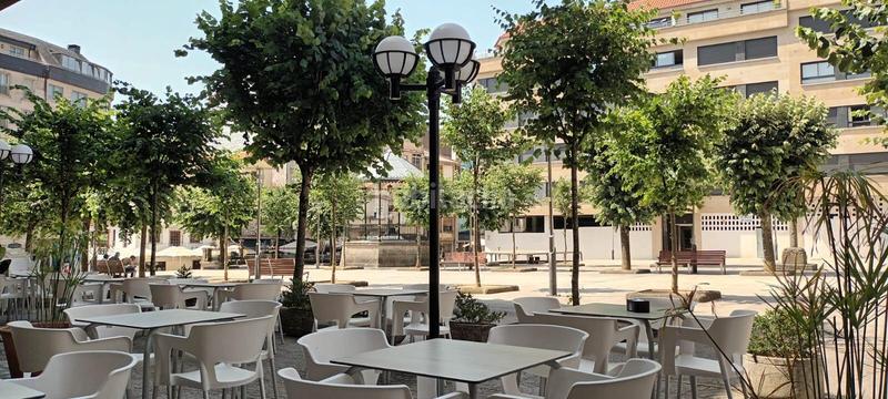 Foto e801f311-f4e8-42b0-a9e6-5afe8a1e3efa. Local comercial local en paseo del cristo en Porriño (O)