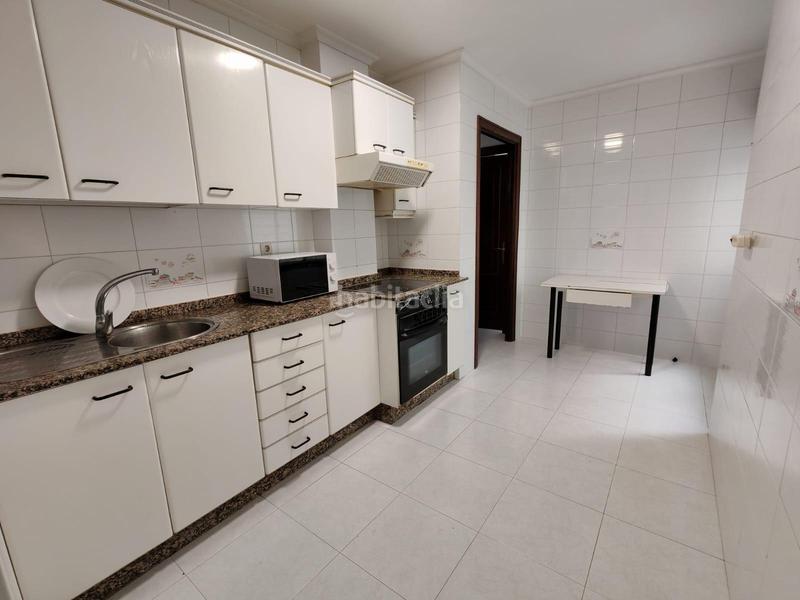 Foto 1d3f8761-5539-4f86-be63-21c14154ae0b. Alquiler piso  en alquiler para estudiantes torrecedeira en Vigo