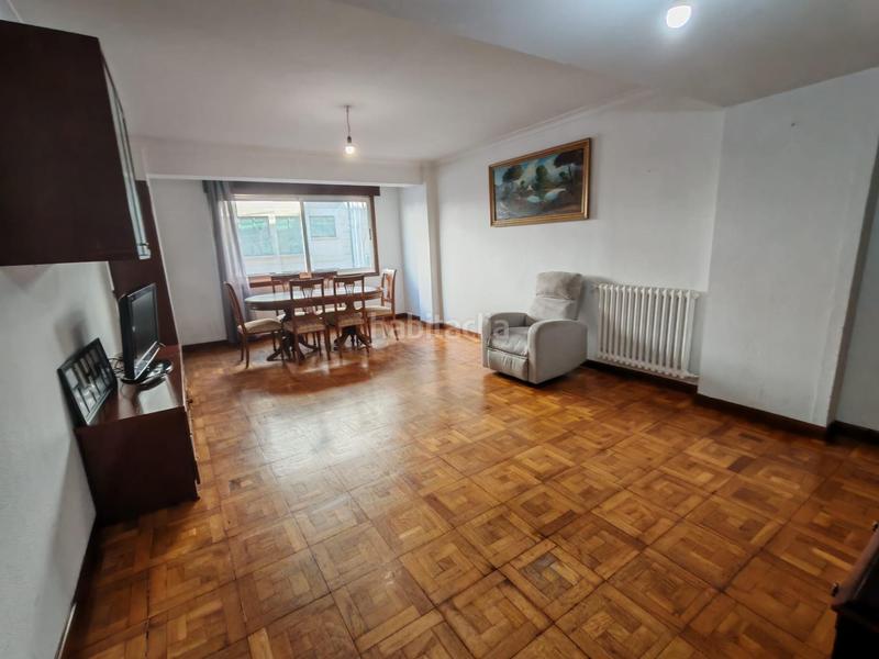 Foto 1d7316db-164d-43cf-a3fa-60c0f9940152. Location appartement avec chauffage parking dans Berbés - Peritos Vigo