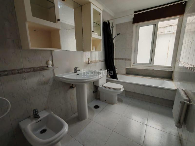 Foto 6702cc5a-9fb1-4931-a194-d4708e36fc36. Location appartement avec chauffage parking dans Berbés - Peritos Vigo