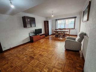 Miete Etagenwohnung  Calle conde torrecedeira. Piso en alquiler para estudiantes torrecedeira
