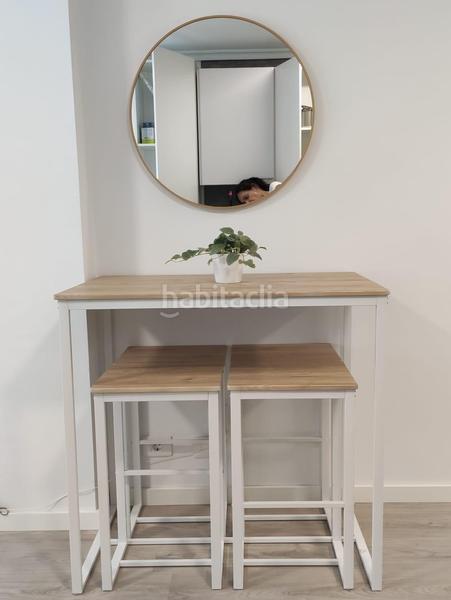 Foto bd38ba9f-07a1-4efe-bf18-be1ef384813c. Alquiler estudio  en pi i margall en Camelias - Pi y Margall Vigo