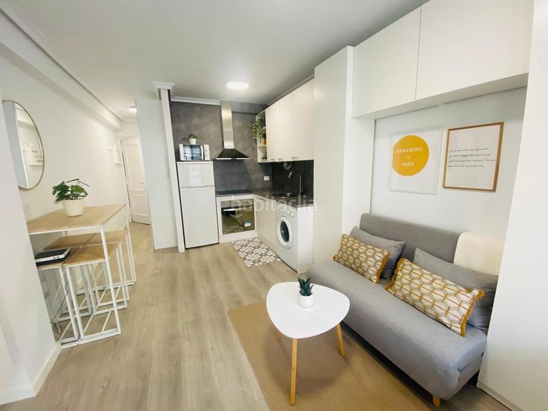 Foto 4123bd0c-838b-4c0c-97c0-fc329453c48d. Location studio avec chauffage dans Camelias - Pi y Margall Vigo