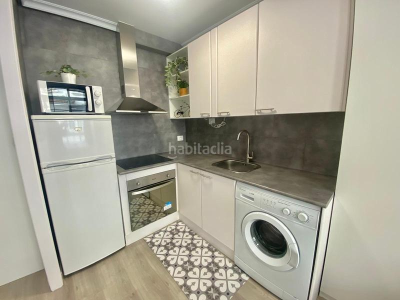 Foto 04a607cd-d084-41d1-9f31-4f2bbff9f7b3. Rent studio with heating in Camelias - Pi y Margall Vigo
