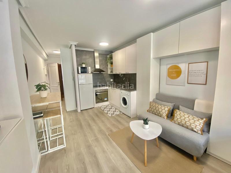 Foto fbea960a-a716-48dd-b927-2f37756534c0. Rent studio with heating in Camelias - Pi y Margall Vigo