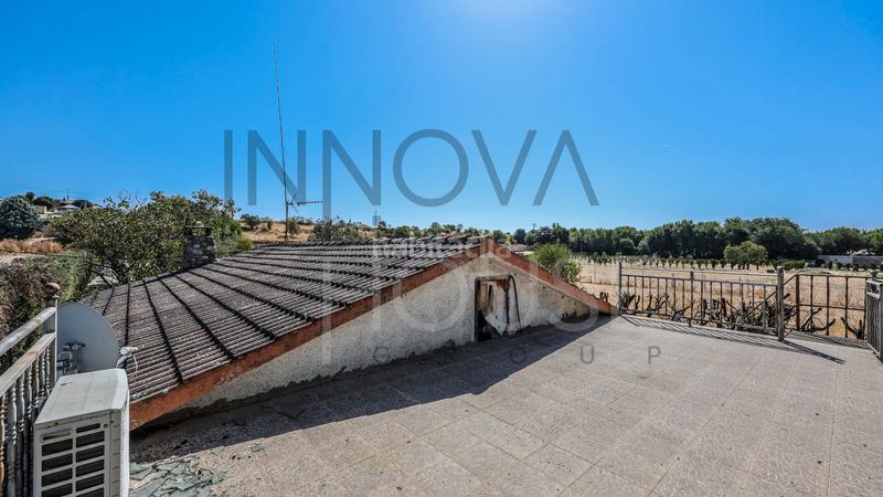 Foto 6f46bd9d-7890-4ba4-ba5c-0bc271d4b93d. Chalet casa unifamiliar con piscina en Talamanca de Jarama