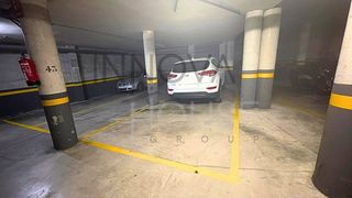 Autoparkplatz  Calle de la serra. Parking doble de fácil acceso en les franqueses del vallès
