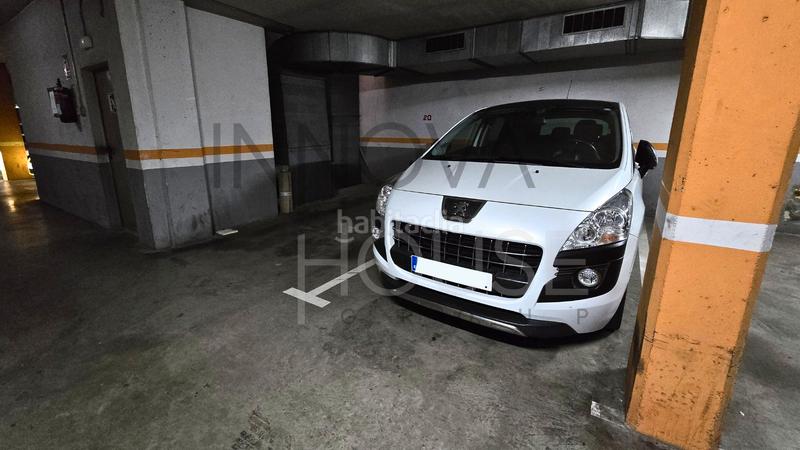 Foto b240e992-09ea-4025-af89-c64323ede2b3. Autoparkplatz in Concòrdia Sabadell