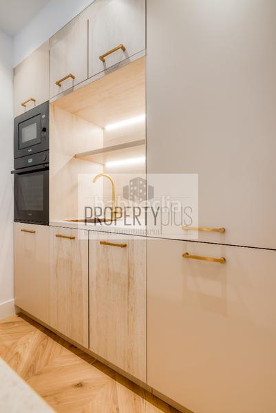 Foto c95a90ea-2ff8-42c0-bae5-6bea48b57a3b. Appartement dans calle de bretón de los herreros 58 dans Madrid