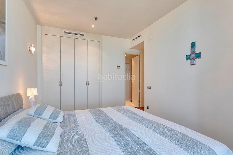 Foto 10cc91b5-83b6-412a-95c2-92f2fca26d2f. Alquiler ático exclusivo ático dúplex con terraza y piscina privada con vistas al mar en Barcelona