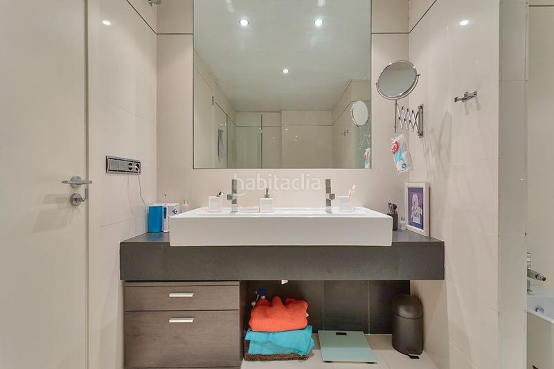 Foto 358fb1a5-090e-455b-b580-4d5bd4d52780. Alquiler ático exclusivo ático dúplex con terraza y piscina privada con vistas al mar en Barcelona
