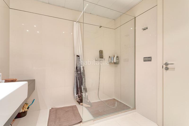 Foto e345c25a-4a23-4950-abde-b846cdac43d2. Location attique avec chauffage parking piscine dans Barcelona