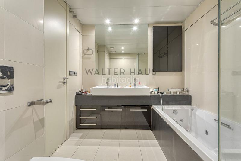 Foto 4c6c6174-5b18-4a79-b241-bb08fb99c1e3. Affitto attico con parcheggio piscina in Diagonal Mar i el Front Marítim del Poblenou Barcelona