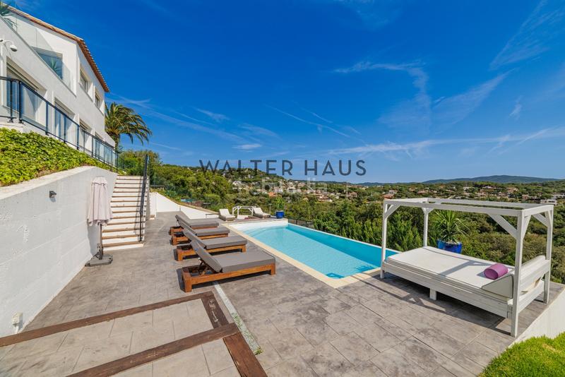 Foto 4db504ff-481a-4074-8212-3c28d68a3117. Xalet amb calefacció aparcament piscina a Cabanyes-Mas Ambrós-Mas Pallí Calonge