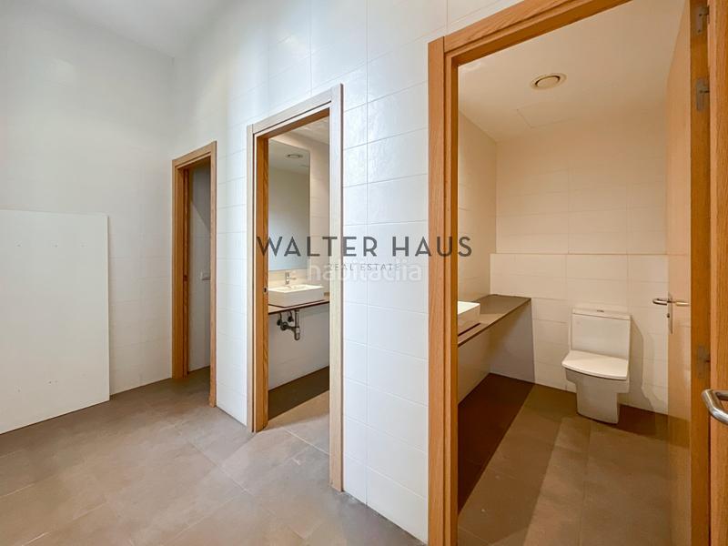 Foto 2a0e6f0a-9341-4151-8f08-5ffa2b8c7513. Rent office space with heating in Dreta de l´Eixample Barcelona